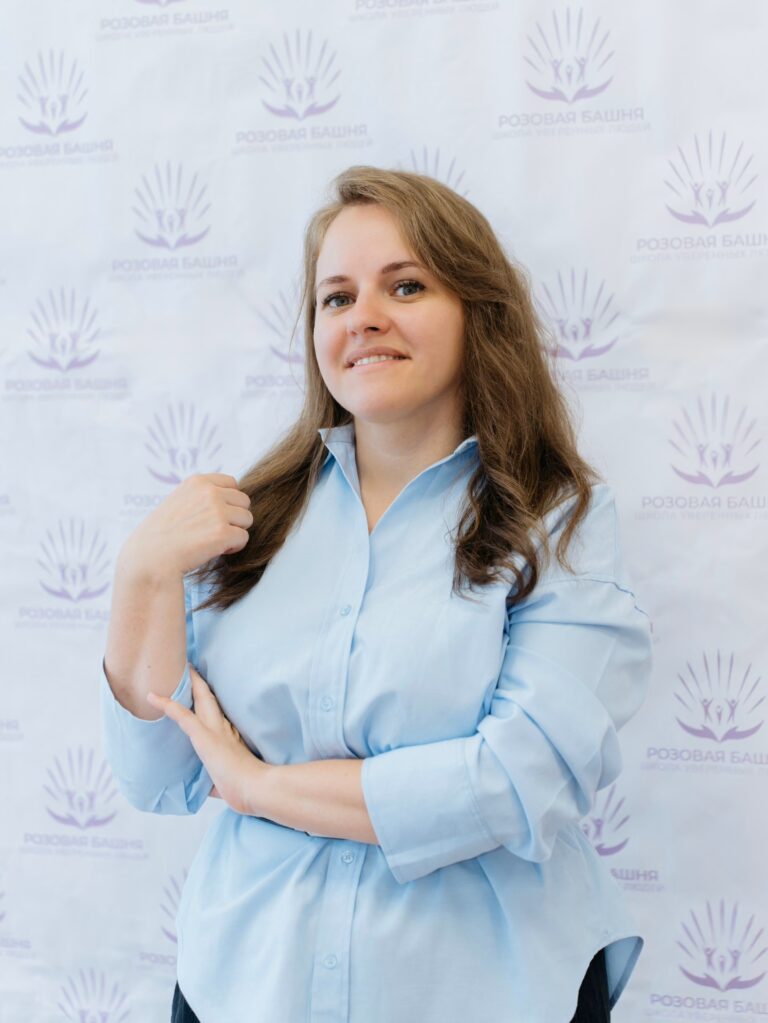 Казарина Кристина Александровна, управляющая филиалами на Карамзина и Судостроительной